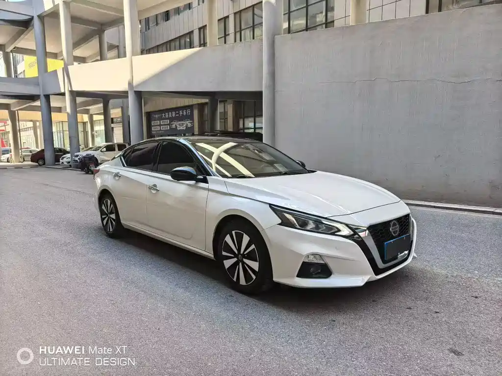 Teana 2021 2.0L XL Upper AD1 Smart Travel Navigation Edition купить на сайте DeffCars