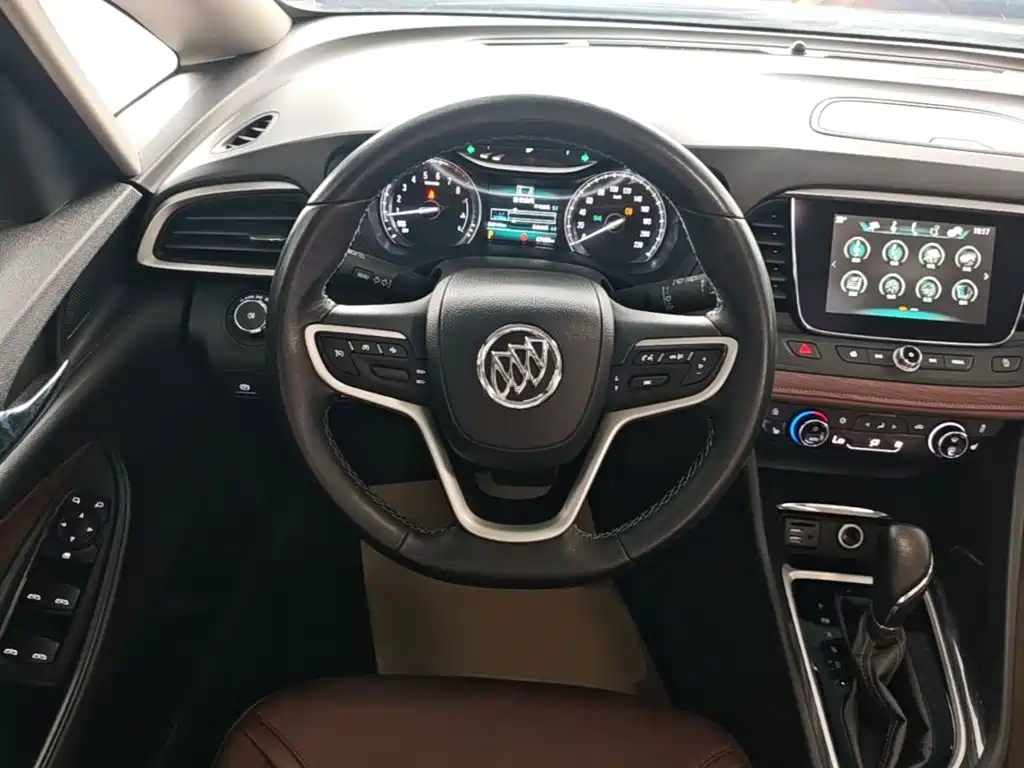 Buick GL6 2019 18T 6-seater connected luxury model National VI купить на сайте DeffCars