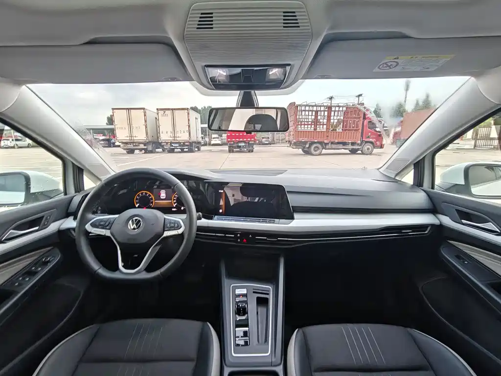 Golf 2024 280TSI DSG Pro Master Edition купить на сайте DeffCars