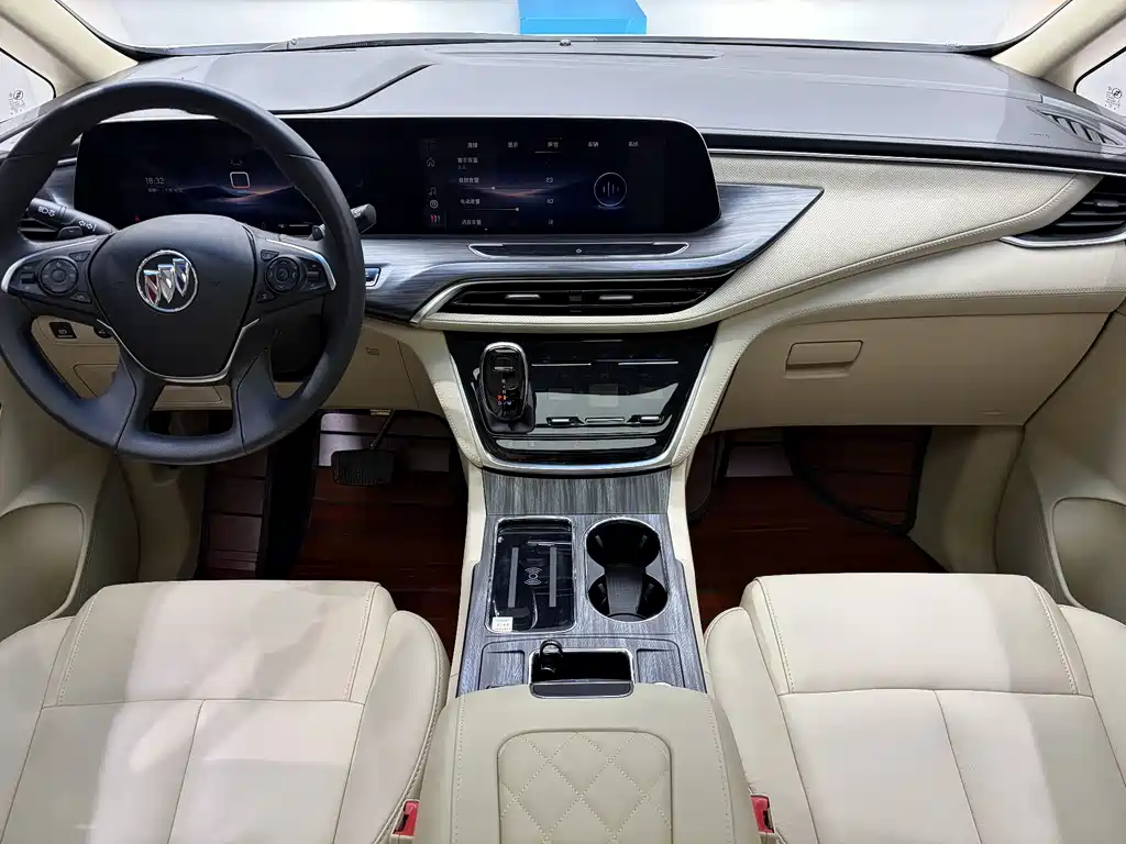 Buick GL8 2023 ES Lu Zun Exclusive Model купить на сайте DeffCars