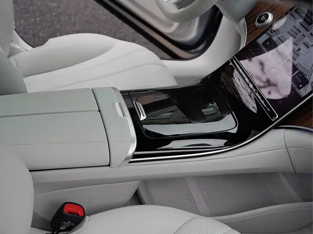 Mercedes-Benz EQE 2025 500 4MATIC Luxury Edition купить на сайте DeffCars