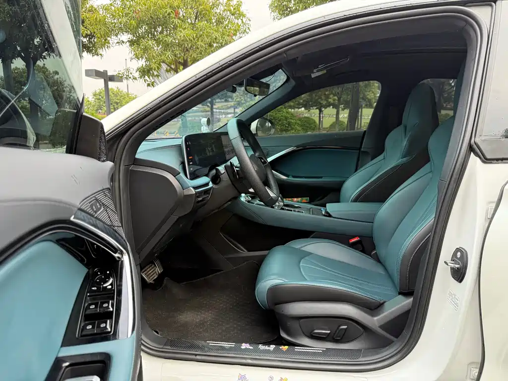 MG7 2023 1.5T DCT Beautiful and Elegant Edition купить на сайте DeffCars