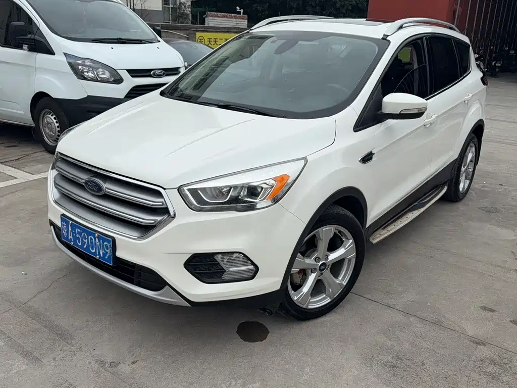 Escape 2018 EcoBoost 180 two-wheel drive platinum airfoil купить на сайте DeffCars