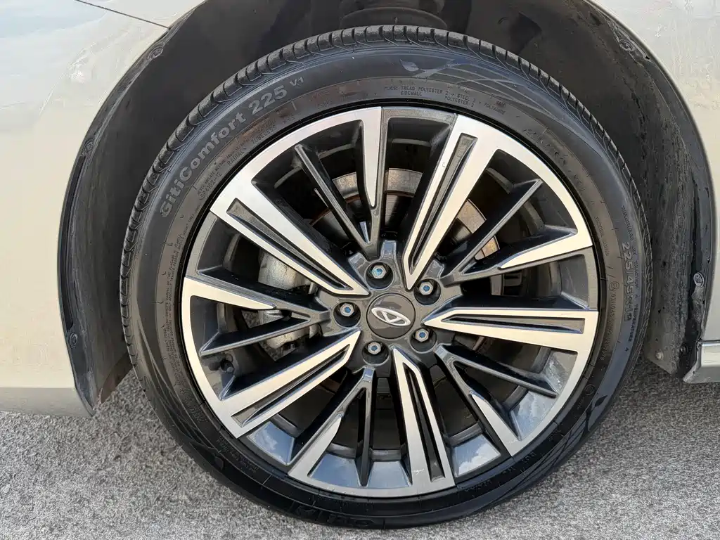 Arrizo 8 2023 model 1.6T DCT Yi купить на сайте DeffCars