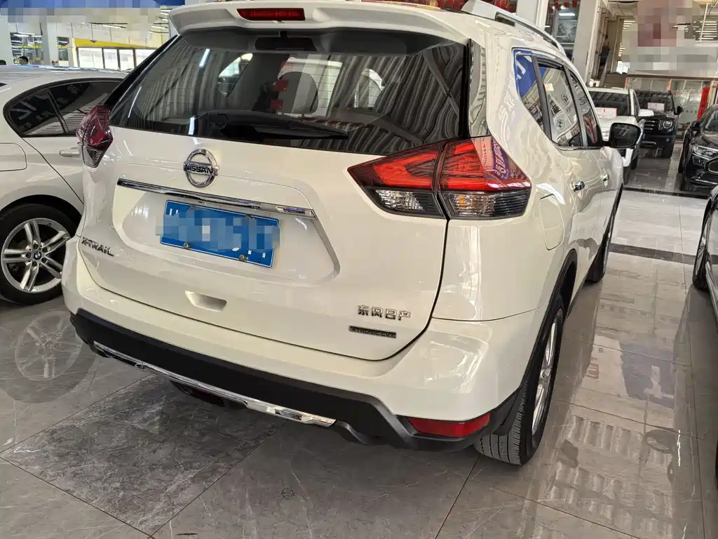 X-Trail 2020 2.0L XL Premium CVT 2WD Intelligent Premium Edition купить на сайте DeffCars