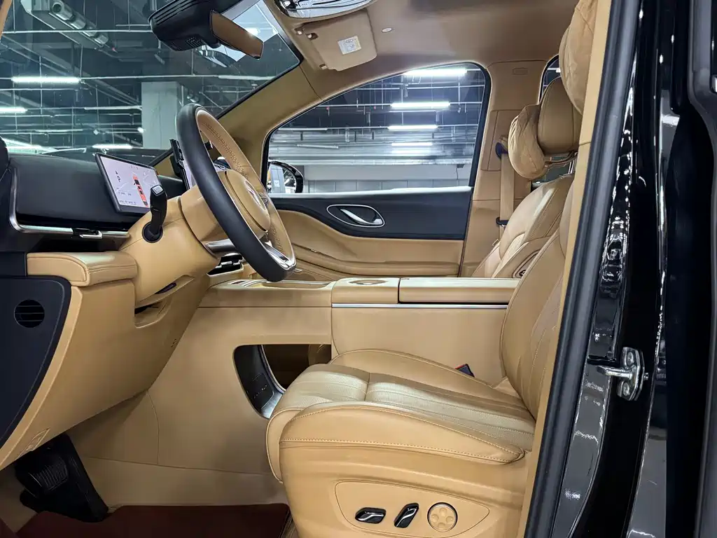 Lantu Dreamer 2025 PHEV four-wheel drive excellent Kunpeng version купить на сайте DeffCars
