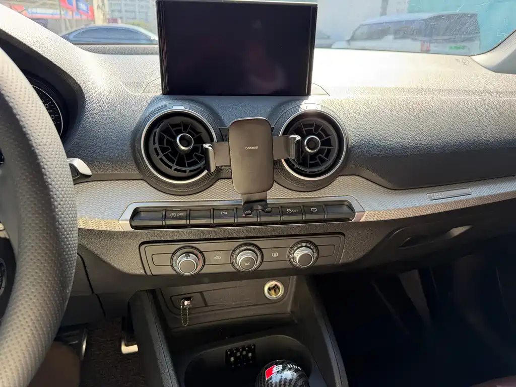 Audi Q2L 2020 35 TFSI aggressive and dynamic model купить на сайте DeffCars