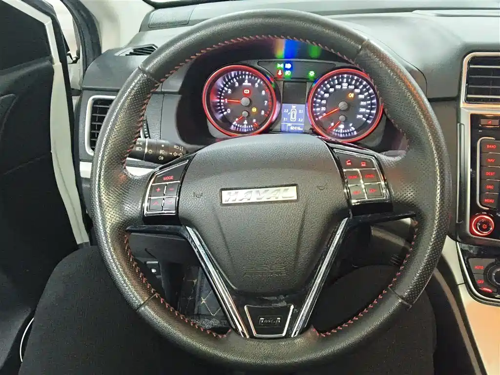 Haval M6 2017 1.5T manual two-wheel drive elite model купить на сайте DeffCars