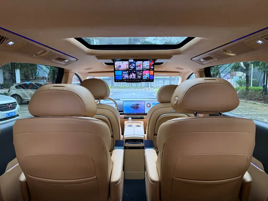 Lantu Dreamer 2025 PHEV four-wheel drive flagship Kunpeng version купить на сайте DeffCars