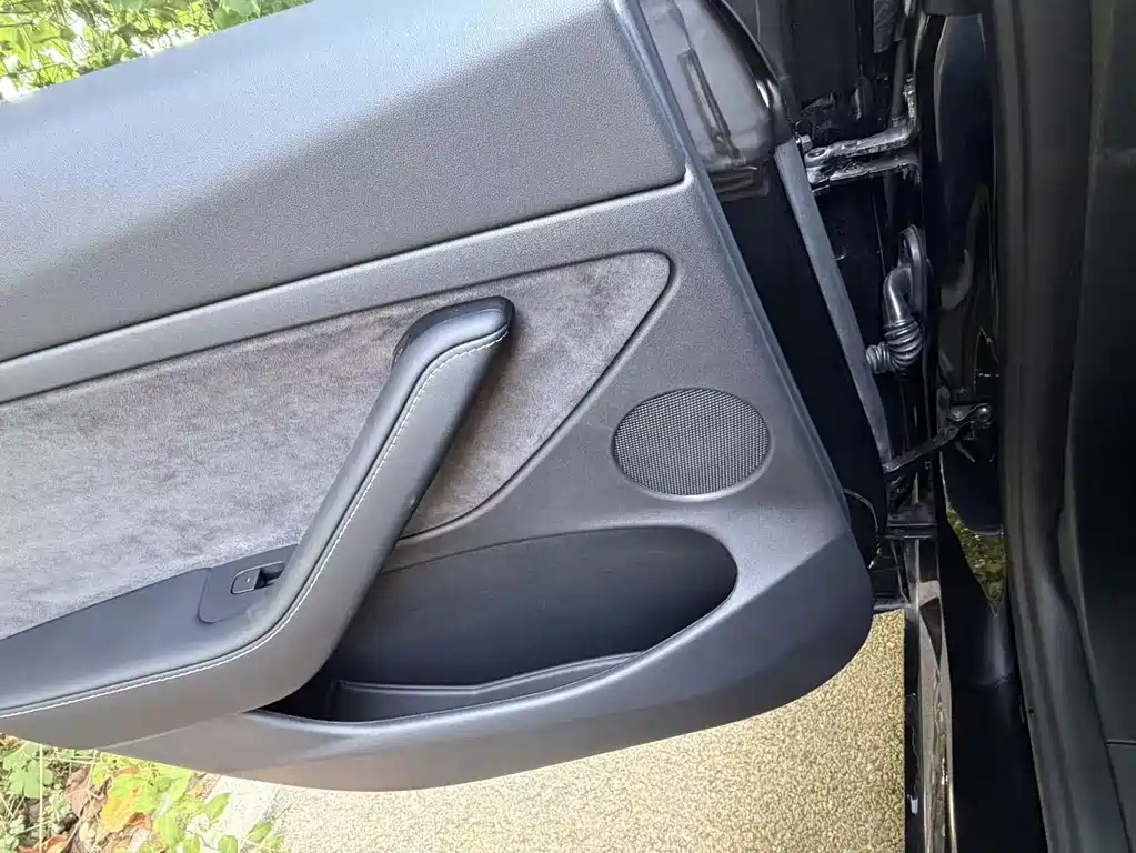Model 3 2022 rear-wheel drive version купить на сайте DeffCars