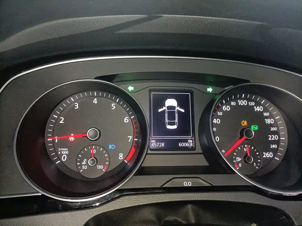 Magotan 2020 330TSI DSG leading model купить на сайте DeffCars