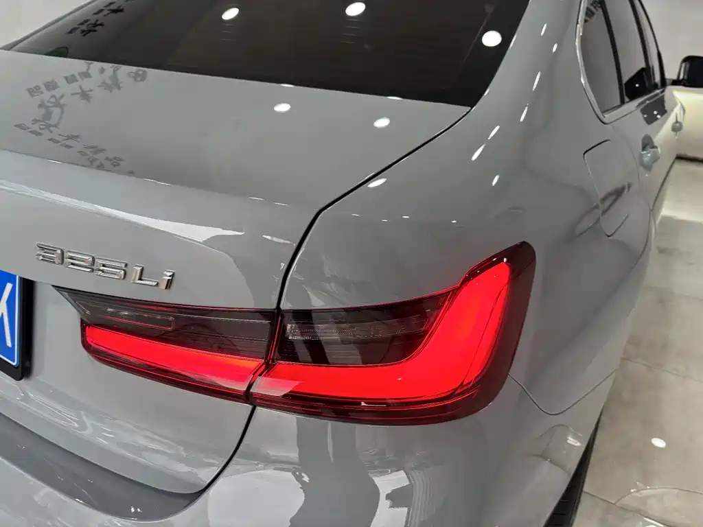 BMW 3 Series 2025 325Li M Sports Package купить на сайте DeffCars