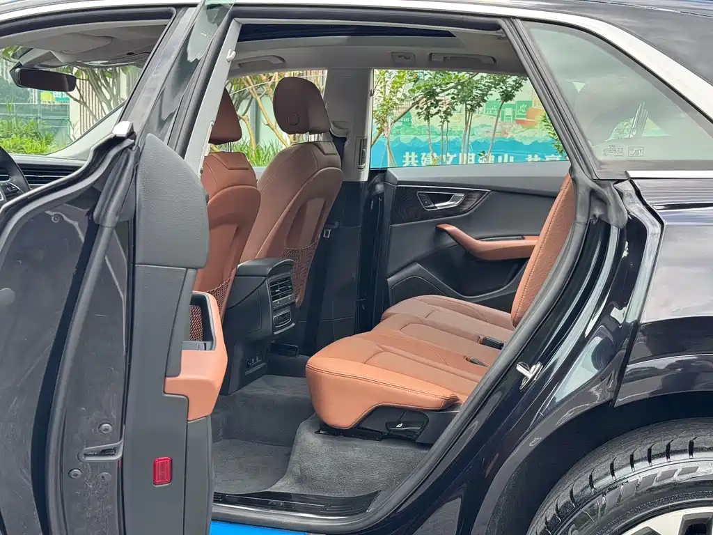 Audi Q8 2019 55 TFSI luxury and dynamic model купить на сайте DeffCars