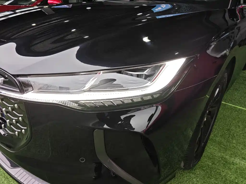 Lincoln Z 2024 2.0T two-wheel drive premium hybrid version купить на сайте DeffCars