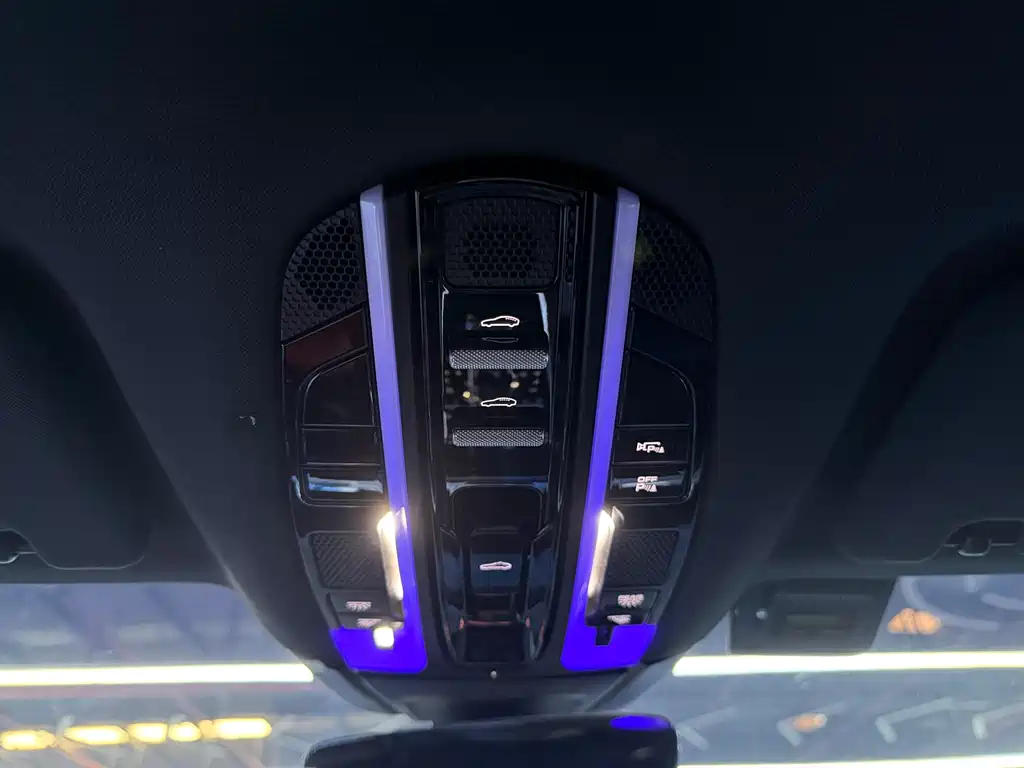 Panamera 2019 Panamera Executive Extended Edition 2.9T купить на сайте DeffCars