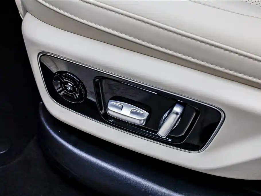 Ideal L7 2025 Ultra smart refresh version купить на сайте DeffCars