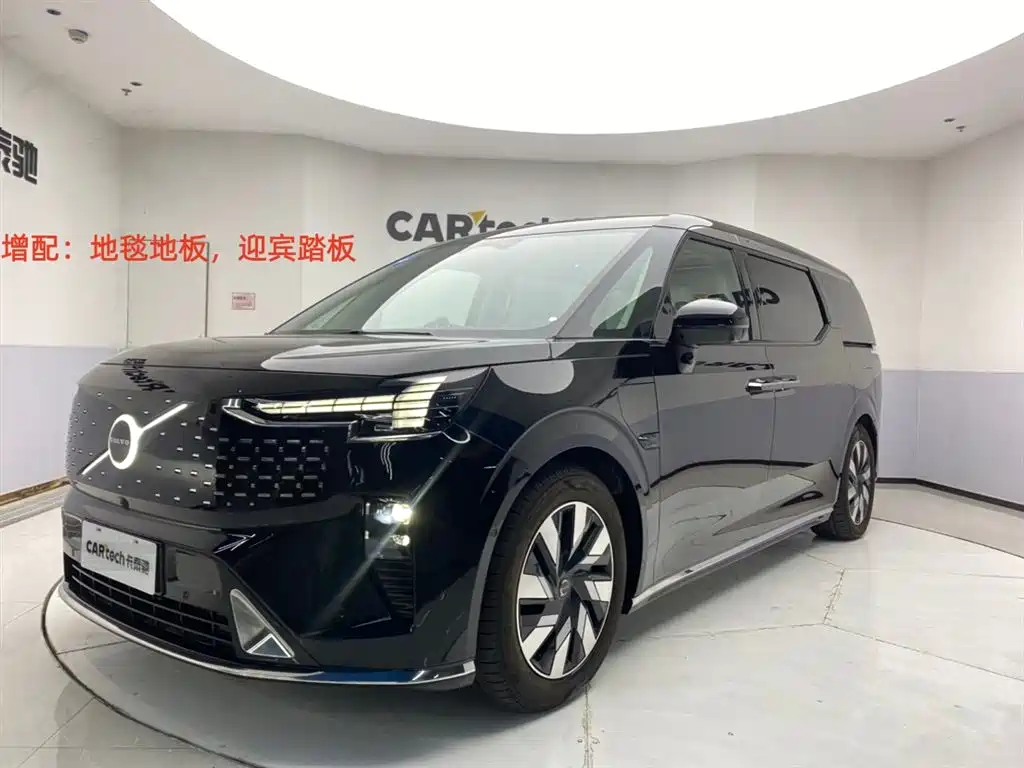 Volvo EM90 2025 Ultra six-seater купить на сайте DeffCars