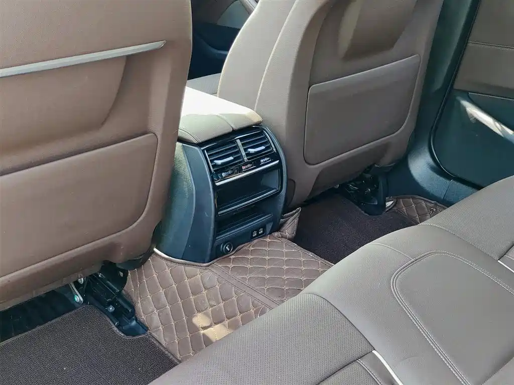 BMW 5 Series New Energy 2022 Model 535Le M Sports Package купить на сайте DeffCars