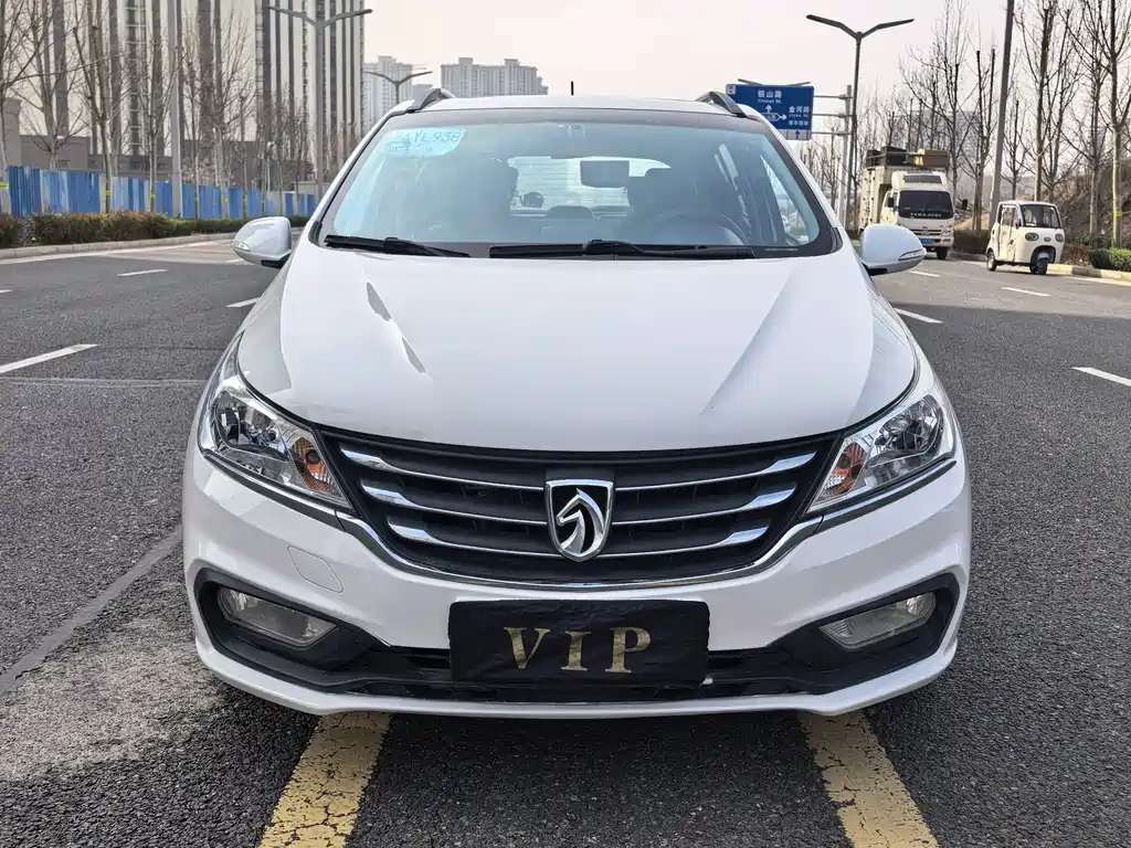Baojun 310 2016 1.2L manual luxury model купить на сайте DeffCars
