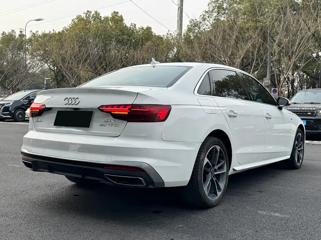 Audi A4L 2020 40 TFSI Fashionable and Dynamic купить на сайте DeffCars
