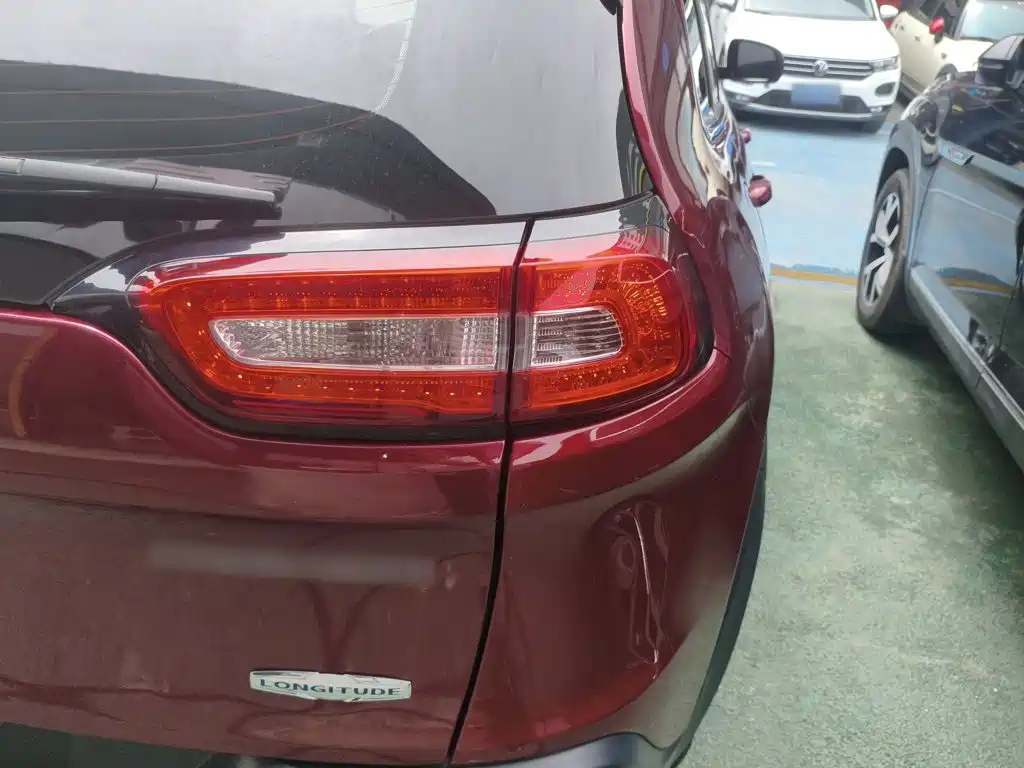 Cherokee (Китай) 2016 2.0L Superior Edition купить на сайте DeffCars