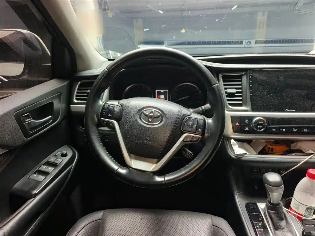 Highlander 2018 2.0T four-wheel drive luxury version 7 seats National V купить на сайте DeffCars