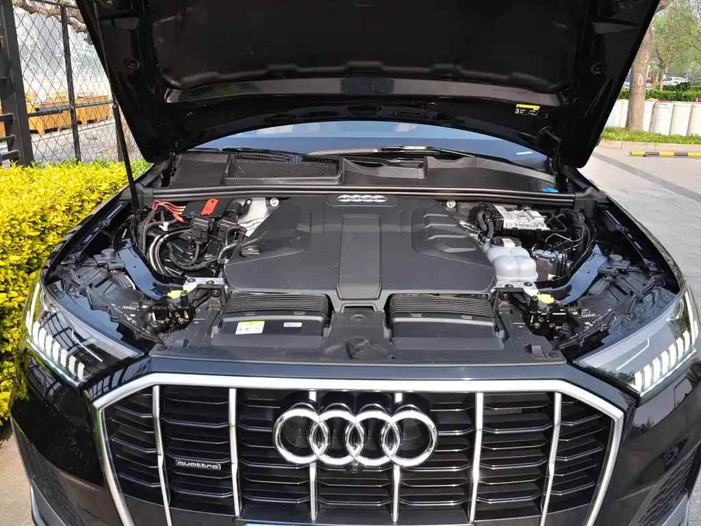 Audi Q7 2021 45 TFSI quattro S line sports купить на сайте DeffCars