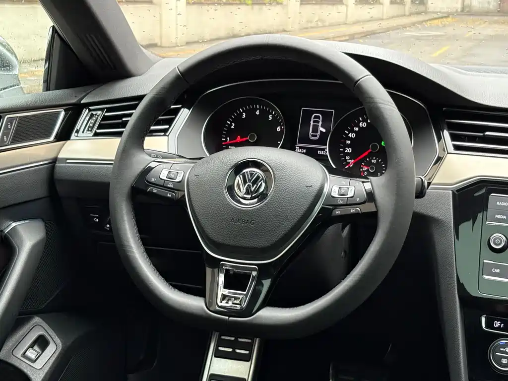 FAW-Volkswagen CC 2019 330TSI Huayan Edition National VI купить на сайте DeffCars