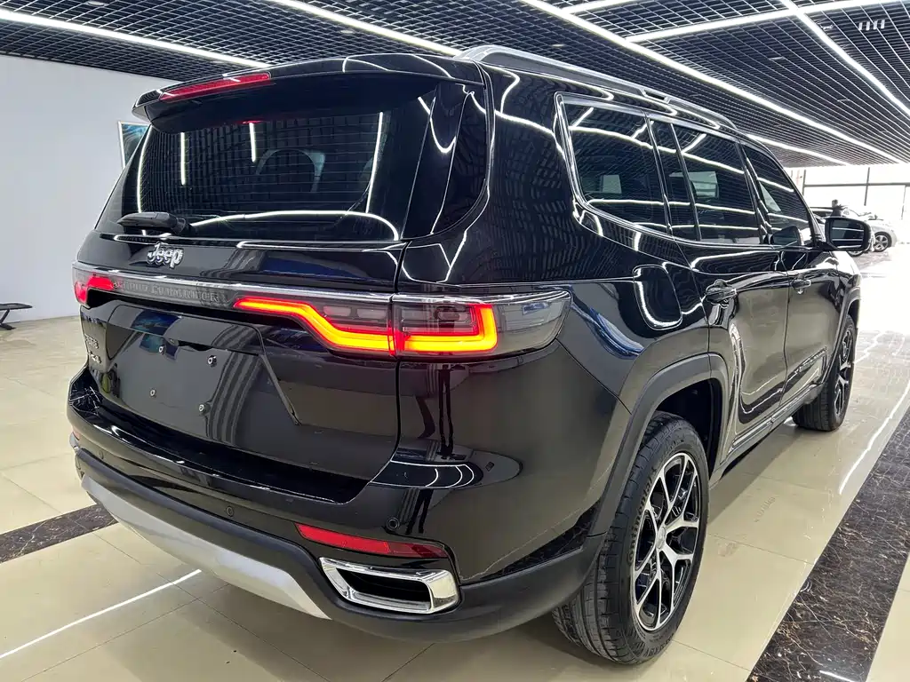 Grand Commander 2022 2.0T four-wheel drive luxury version купить на сайте DeffCars
