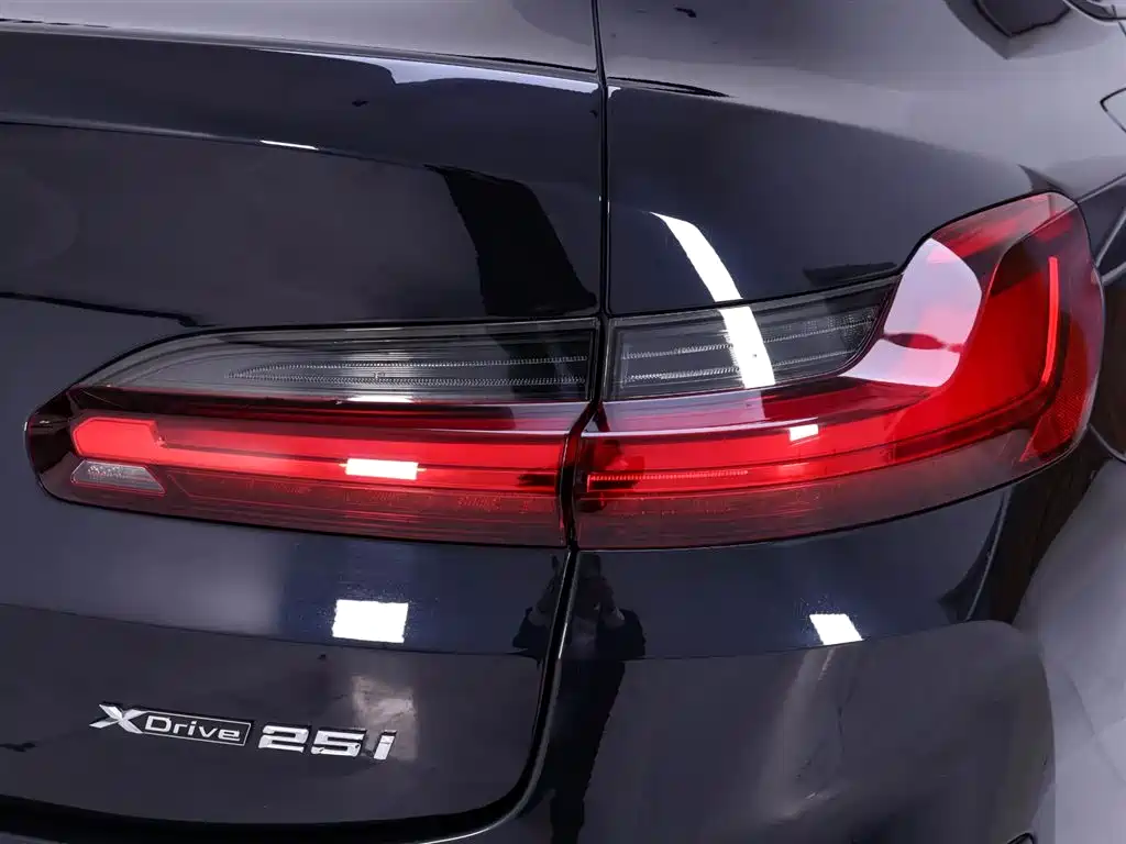 BMW X4 2022 xDrive 25i M Sports Package купить на сайте DeffCars