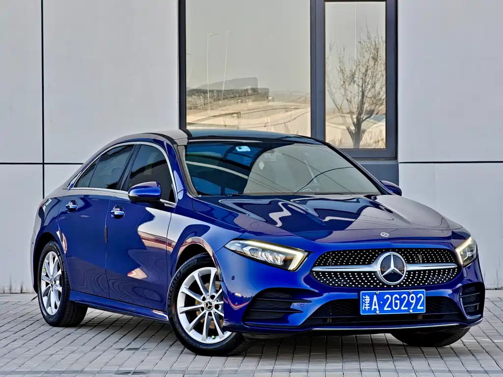 Mercedes-Benz A-Class 2020 A 200 L Sports Sedan купить на сайте DeffCars