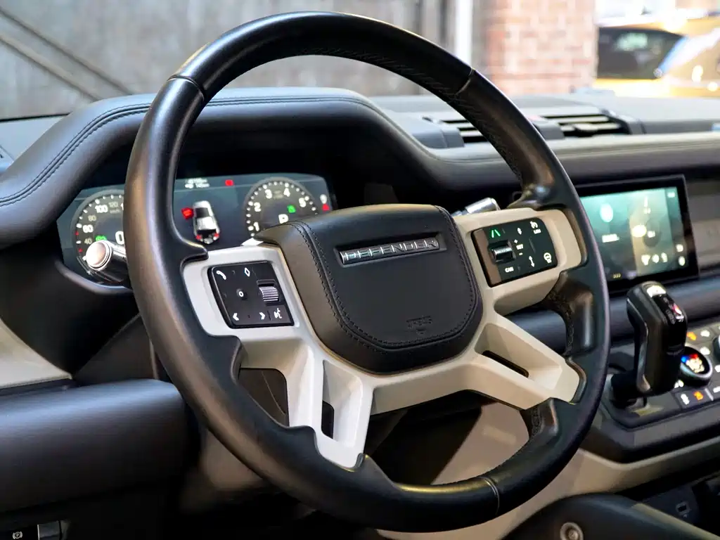 Land Rover Defender 2021 110 P400 X-DYNAMIC HSE купить на сайте DeffCars