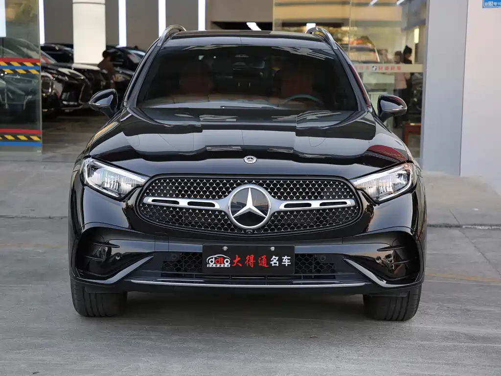 Mercedes-Benz GLC 2025 facelift GLC 260 L 4MATIC luxury model купить на сайте DeffCars