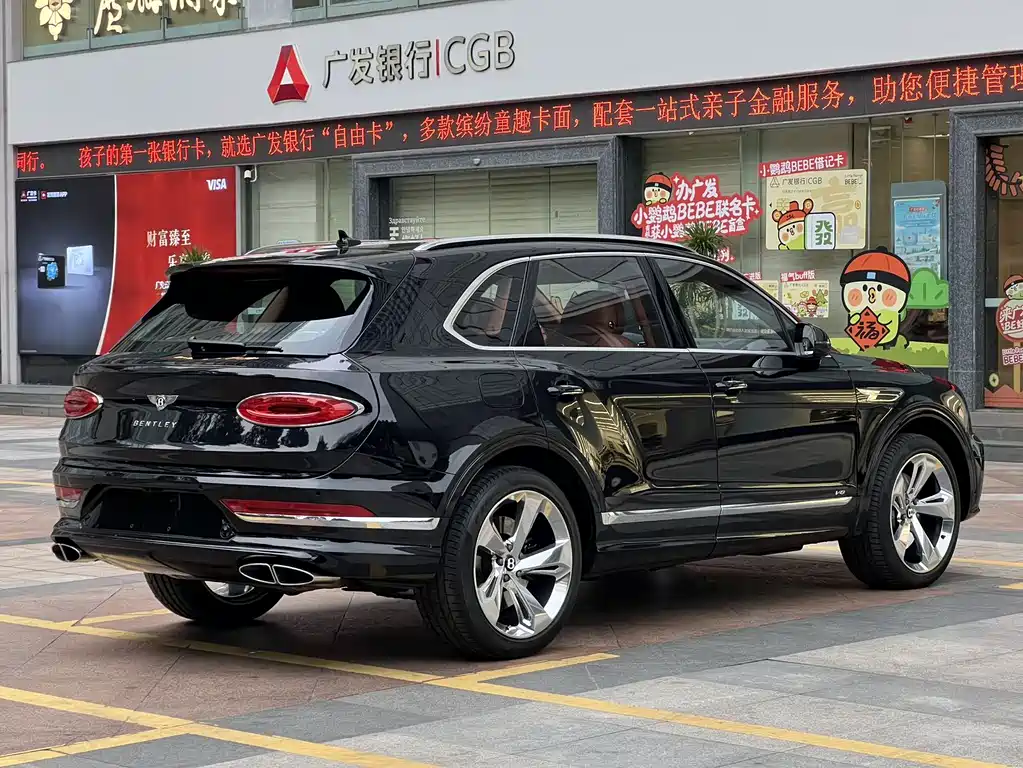 Bentayga 2021 4.0T V8 купить на сайте DeffCars