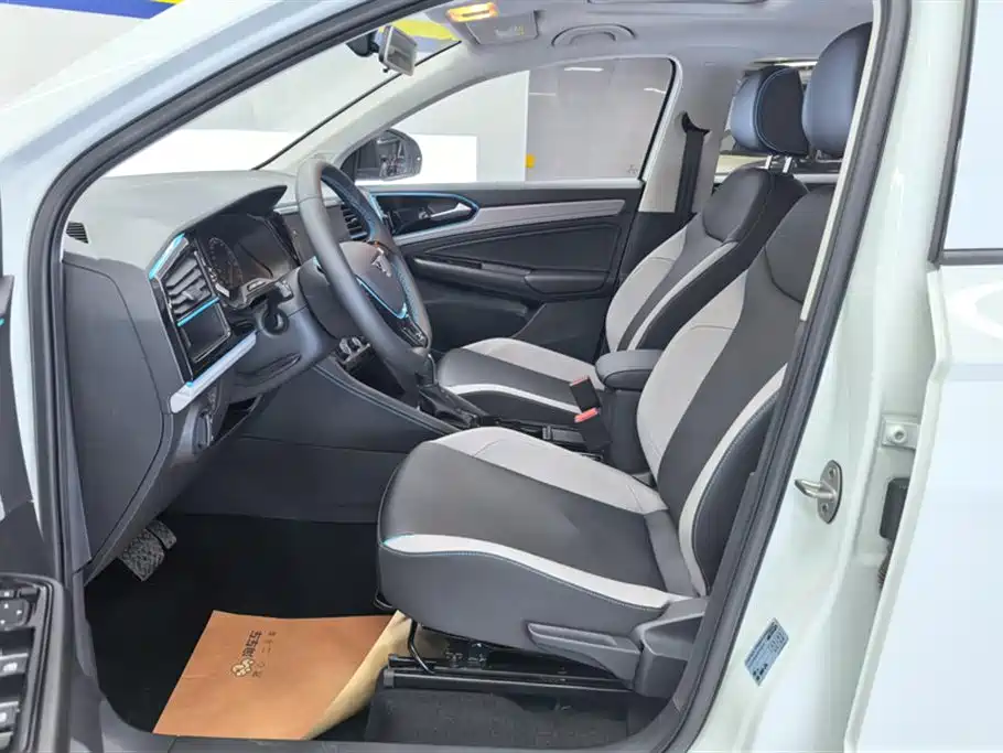Jetta VS5 2024 280TSI automatic high-gloss version купить на сайте DeffCars