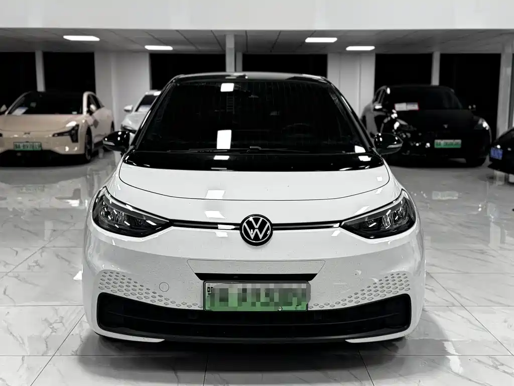 Volkswagen ID.3 2024 Outstanding Edition купить на сайте DeffCars