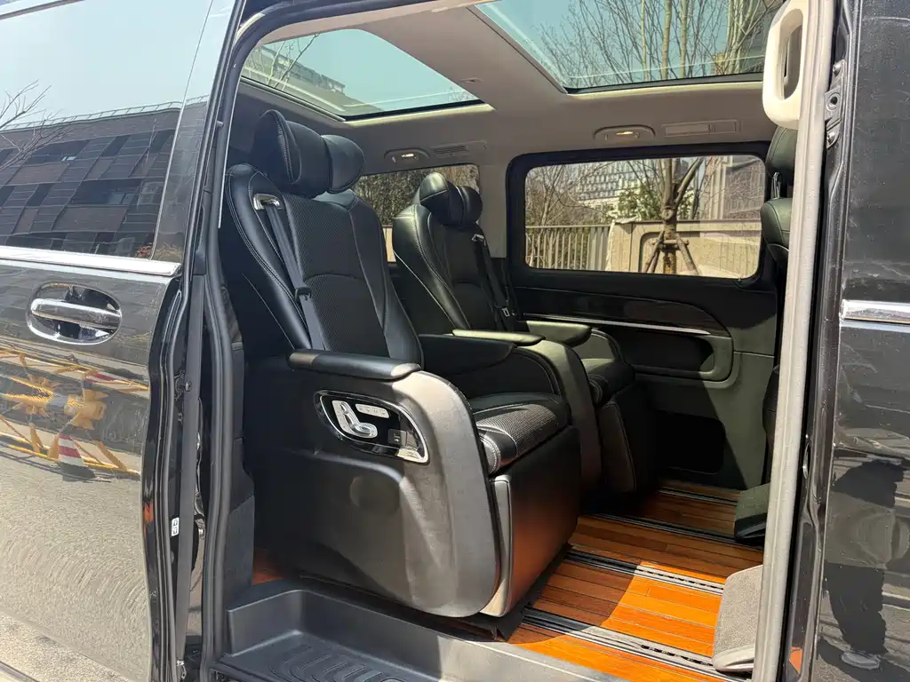 Mercedes-Benz V-Class 2018 V 260 Pilot Edition National VI купить на сайте DeffCars