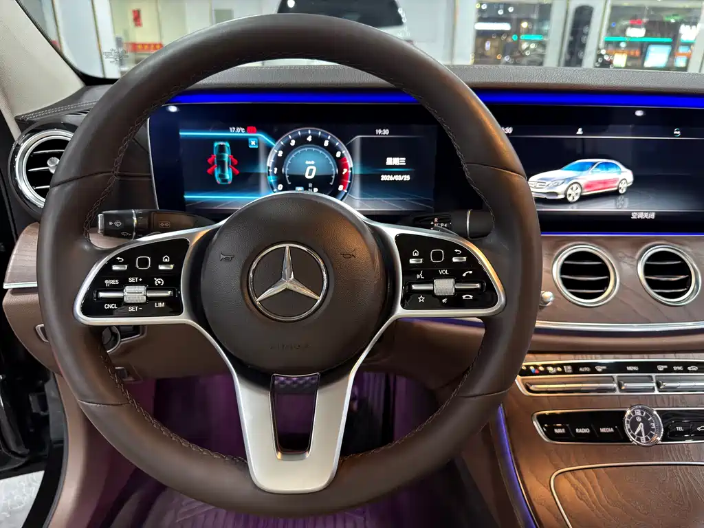 Mercedes-Benz E-Class 2019 E 300 L Fashion купить на сайте DeffCars