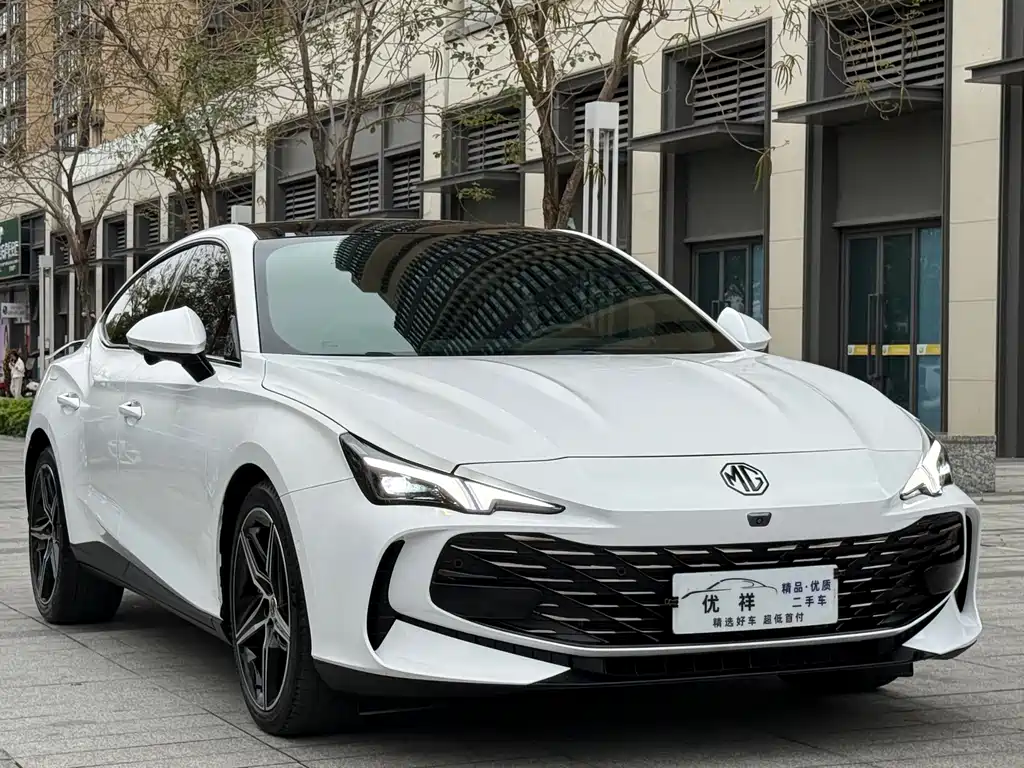 MG7 2023 2.0T automatic Trophy+ engine version купить на сайте DeffCars