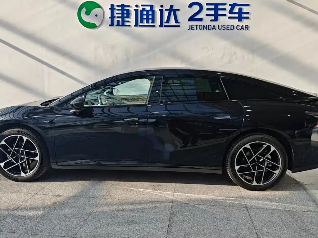 Xpeng P7+ 2024 Long Battery Life Max купить на сайте DeffCars