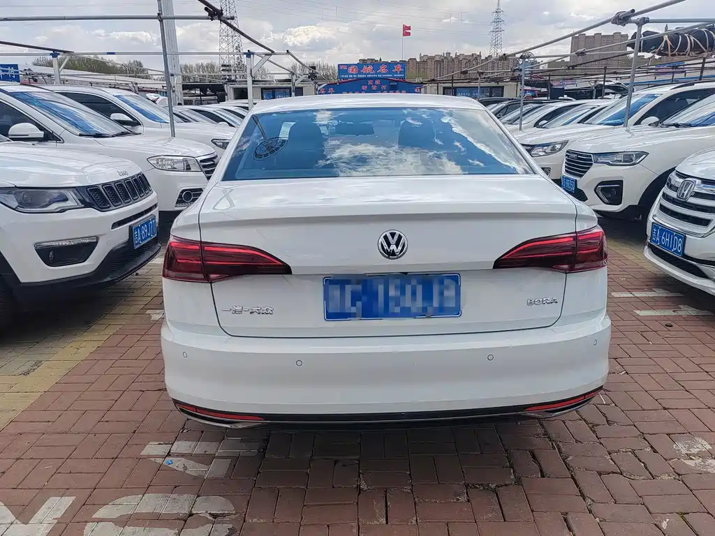 Bora 2020 1.5L automatic elite model купить на сайте DeffCars