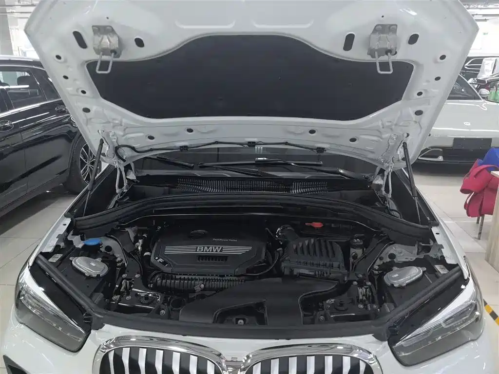 BMW X1 2022 facelift xDrive25Li exclusive model купить на сайте DeffCars