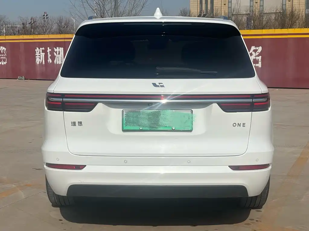Ideal ONE 2021 extended range 6-seater version купить на сайте DeffCars