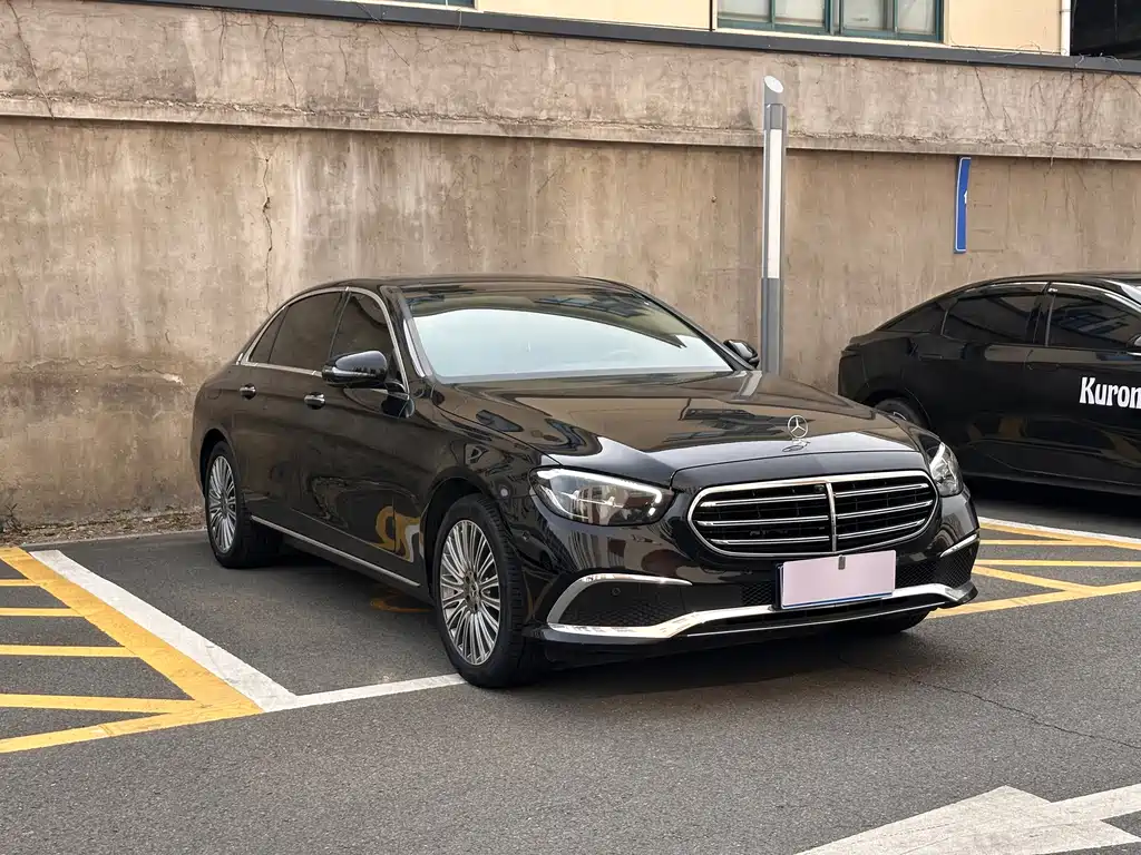 Mercedes-Benz E-Class 2023 E 300 L Luxury Model купить на сайте DeffCars