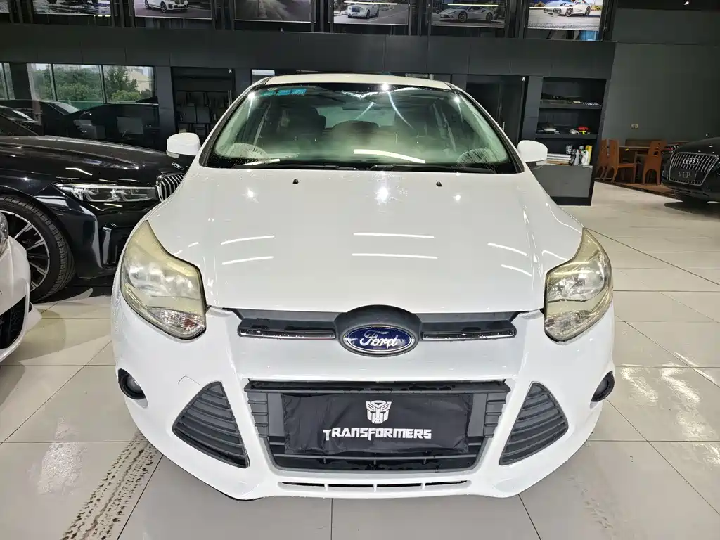 Focus 2012 hatchback 1.6L automatic fashion model купить на сайте DeffCars