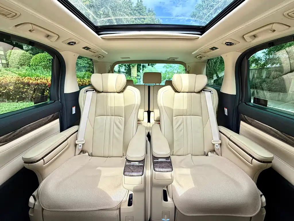 Wilfa 2021 Crown Dual Engine 2.5L HV Premium Edition купить на сайте DeffCars