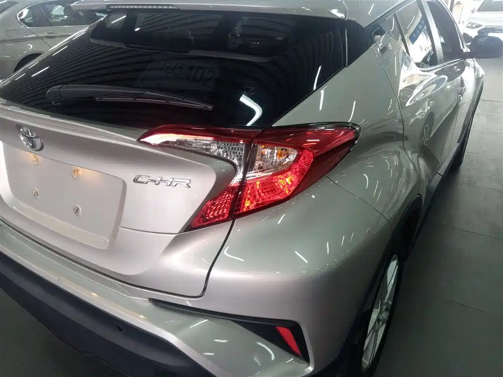 Toyota C-HR 2021 2.0L Comfort Edition купить на сайте DeffCars