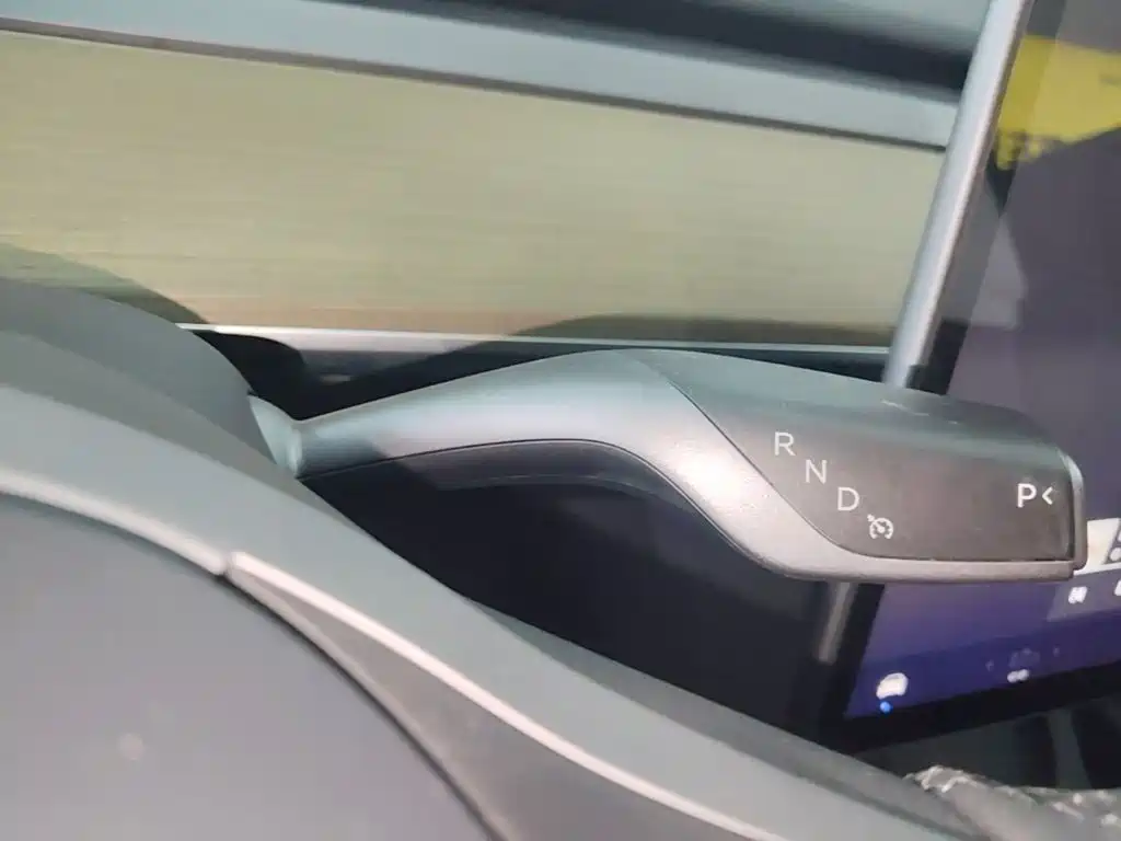 Model Y 2022 facelift rear-wheel drive version купить на сайте DeffCars