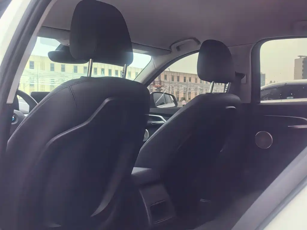 BMW 1 Series 2023 120i M Sports Edition купить на сайте DeffCars