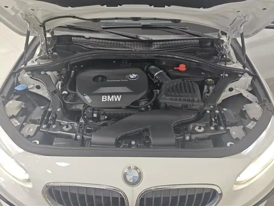 BMW 1 Series 2018 118i Sports купить на сайте DeffCars